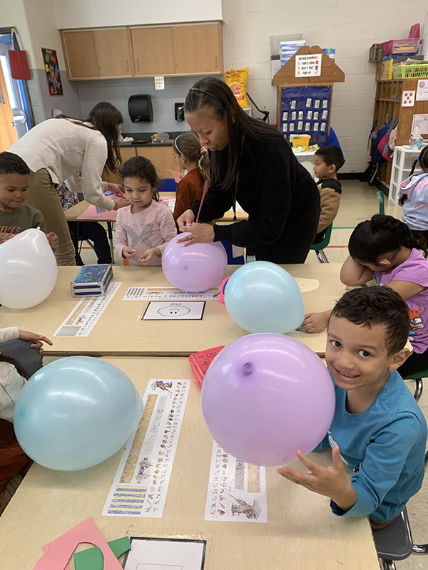 CES students celebrate Balloons Over Broadway - Pine Bush Central ...